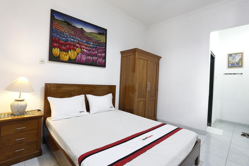 Hotel Reddoorz Near Adisucipto Airport Yogyakarta Exteriér fotografie